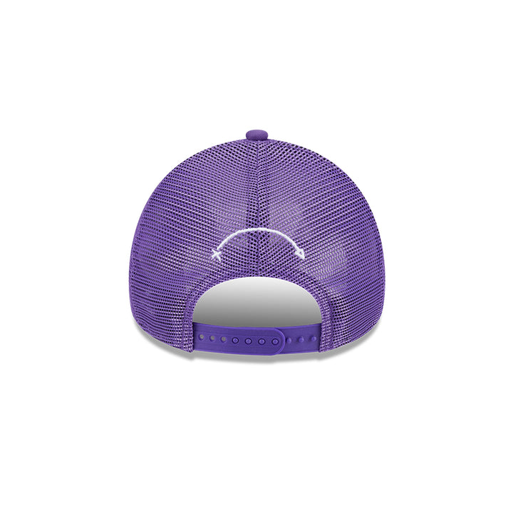 New Era หมวกรุ่น LOS ANGELES LAKERS NBA STREET GAME PURPLE 9FORTY AF TRUCKER CAP