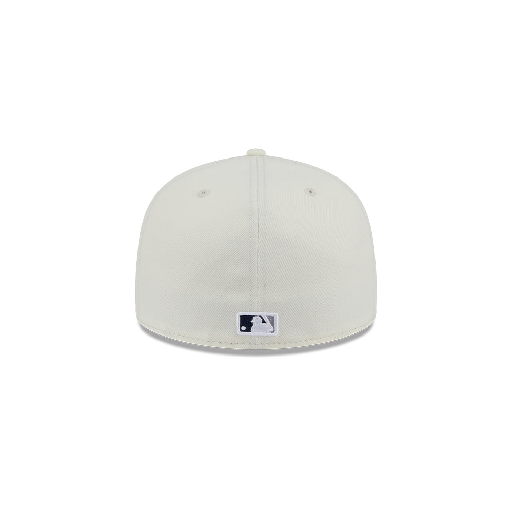 New Era หมวกรุ่น NEW YORK YANKEES 59FIFTY PACK - CITY SERIES CHROME WHITE 59FIFTY CAP