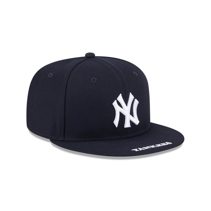 New Era หมวกรุ่น NEW YORK YANKEES MLB VISOR NAVY 9FIFTY CAP