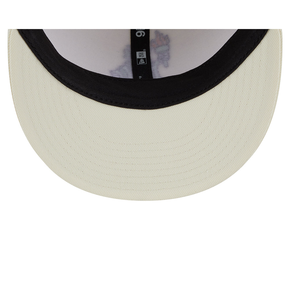 New Era หมวกรุ่น NEW YORK YANKEES MLB CARTOON CHROME WHITE 9FIFTY CAP