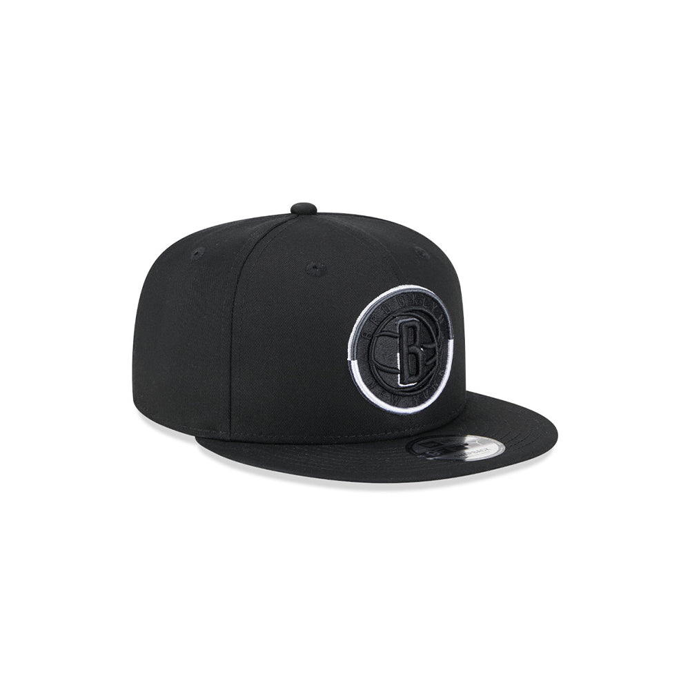 New Era หมวกรุ่น BROOKLYN NETS SPLIT LOGO 9FIFTY BLACK 9FIFTY CAP