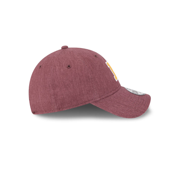 หมวกแก๊ป New Era รุ่น Milwaukee Brewers Cooperstown MLB Varsity Burgandy 9Forty Unst Cap