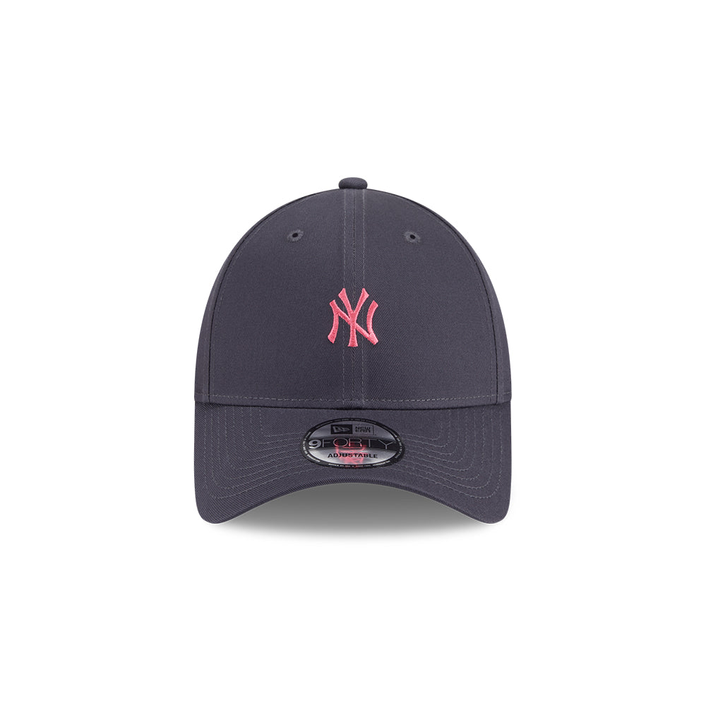 New Era หมวกรุ่น NEW YORK YANKEES COLOR ERA MINI LOGO GRAPHITE 9FORTY CAP