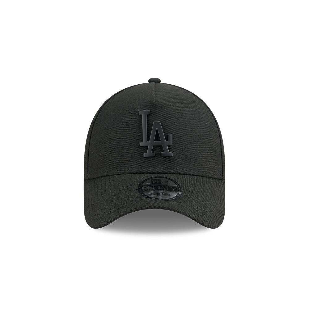 New Era หมวกรุ่น LOS ANGELES DODGERS METAL BADGE BLACK 9FORTY AF CAP