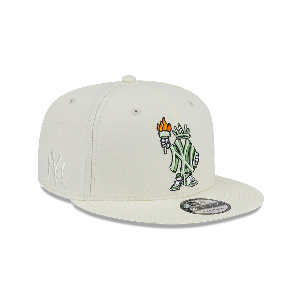 New Era หมวกรุ่น NEW YORK YANKEES MLB CARTOON CHROME WHITE 9FIFTY CAP