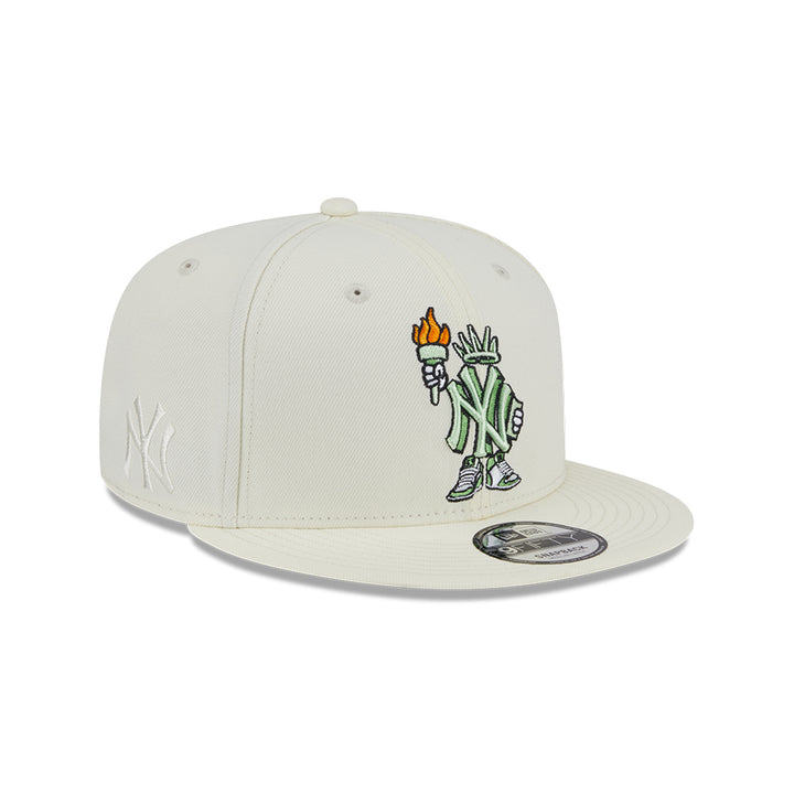 New Era หมวกรุ่น NEW YORK YANKEES MLB CARTOON CHROME WHITE 9FIFTY CAP