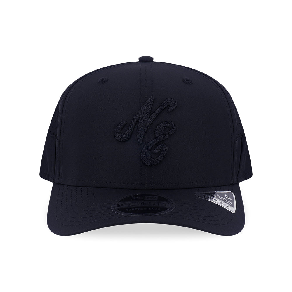 New Era หมวกรุ่น NEW ERA 9SEVENTY COLLECTION BLACK 9SEVENTY STRETCH SNAP CAP