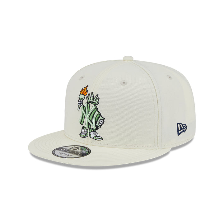 New Era หมวกรุ่น NEW YORK YANKEES MLB CARTOON CHROME WHITE 9FIFTY CAP