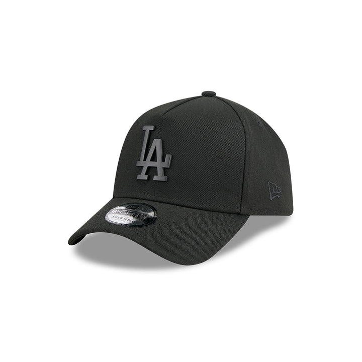 New Era หมวกรุ่น LOS ANGELES DODGERS METAL BADGE BLACK 9FORTY AF CAP