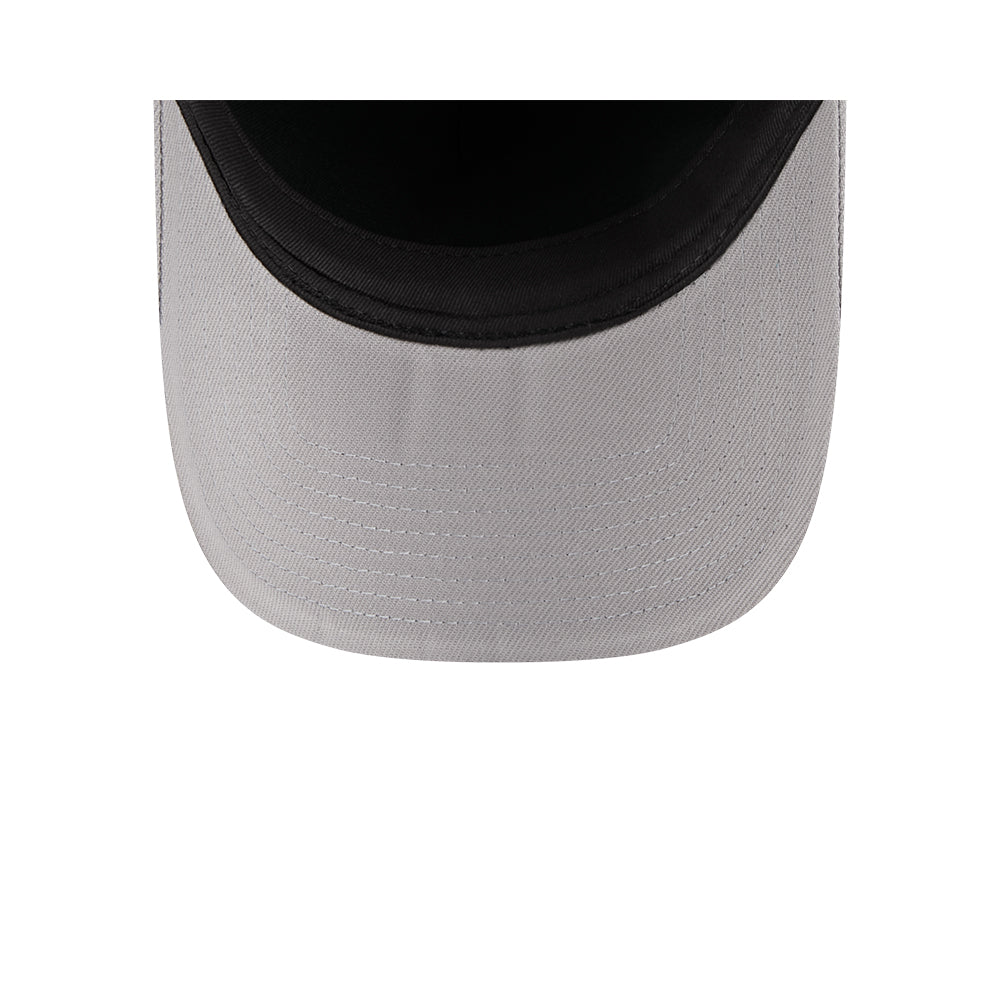 New Era หมวกรุ่น LOS ANGELES DODGERS METAL BADGE GRAY 9FORTY AF CAP