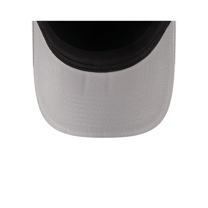 New Era หมวกรุ่น LOS ANGELES DODGERS METAL BADGE GRAY 9FORTY AF CAP