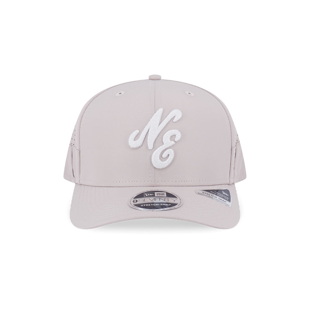 New Era หมวกรุ่น NEW ERA 9SEVENTY COLLECTION STONE 9SEVENTY STRETCH SNAP CAP