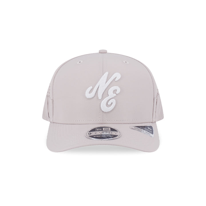 New Era หมวกรุ่น NEW ERA 9SEVENTY COLLECTION STONE 9SEVENTY STRETCH SNAP CAP