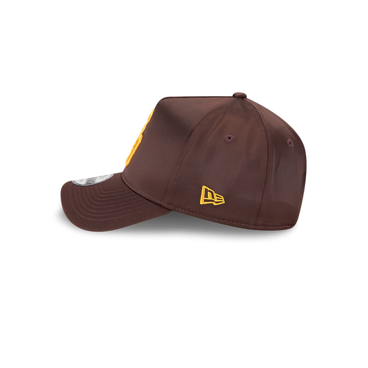 New Era หมวกรุ่น SAN DIEGO PADRES CO SATIN COOPERSTOWN BROWN 9FORTY A-FRAME CAP