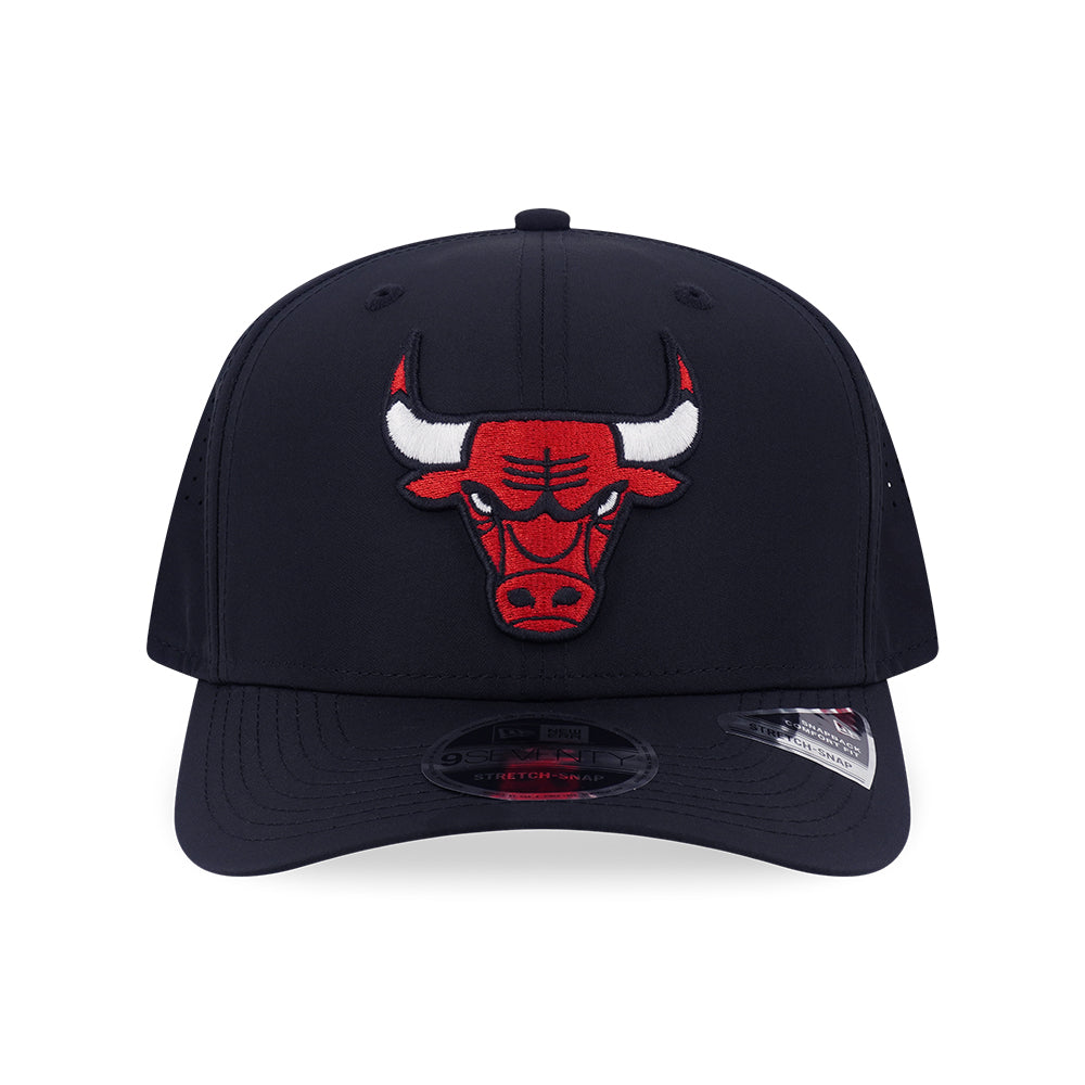 New Era หมวกรุ่น CHICAGO BULLS 9SEVENTY COLLECTION BLACK 9SEVENTY STRETCH SNAP CAP