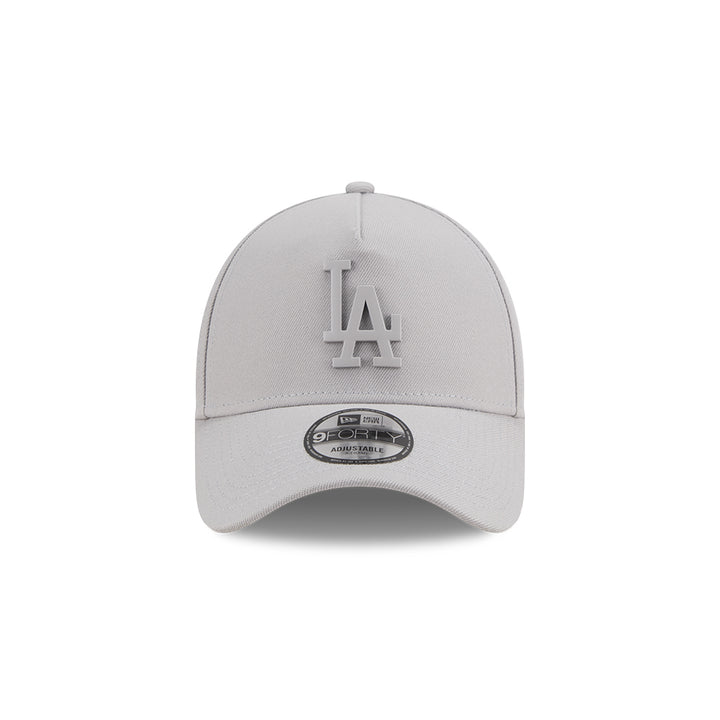 New Era หมวกรุ่น LOS ANGELES DODGERS METAL BADGE GRAY 9FORTY AF CAP