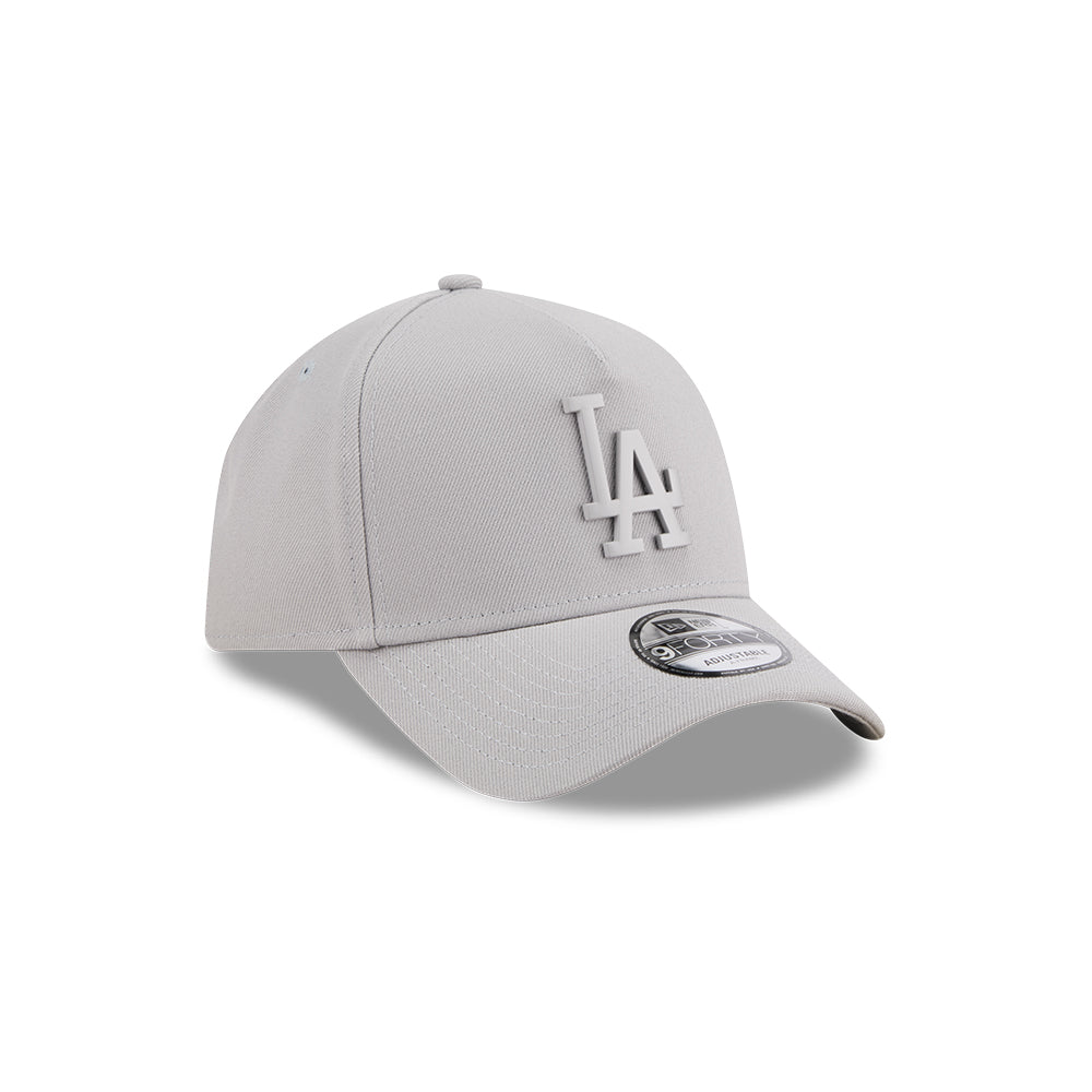 New Era หมวกรุ่น LOS ANGELES DODGERS METAL BADGE GRAY 9FORTY AF CAP