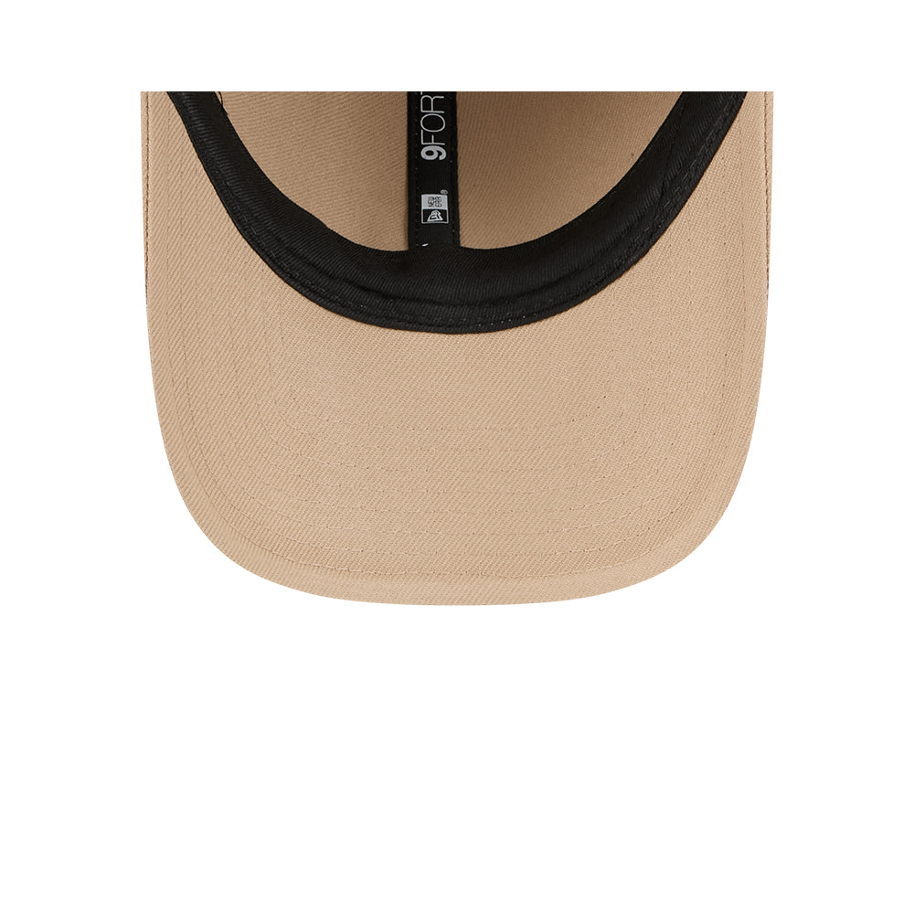 New Era หมวกรุ่น NEW YORK YANKEES METAL BADGE CAMEL 9FORTY CAP