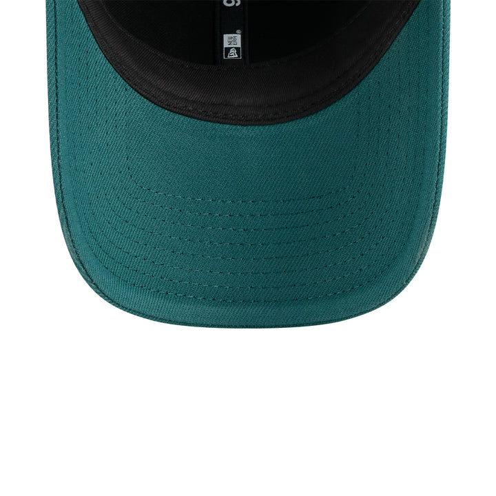 New Era หมวกรุ่น NEW YORK YANKEES METAL BADGE PINE NEEDLE GREEN 9FORTY CAP