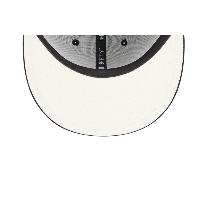 New Era หมวกรุ่น MILWAUKEE BUCKS SPLIT LOGO 9FIFTY BLACK 9FIFTY CAP