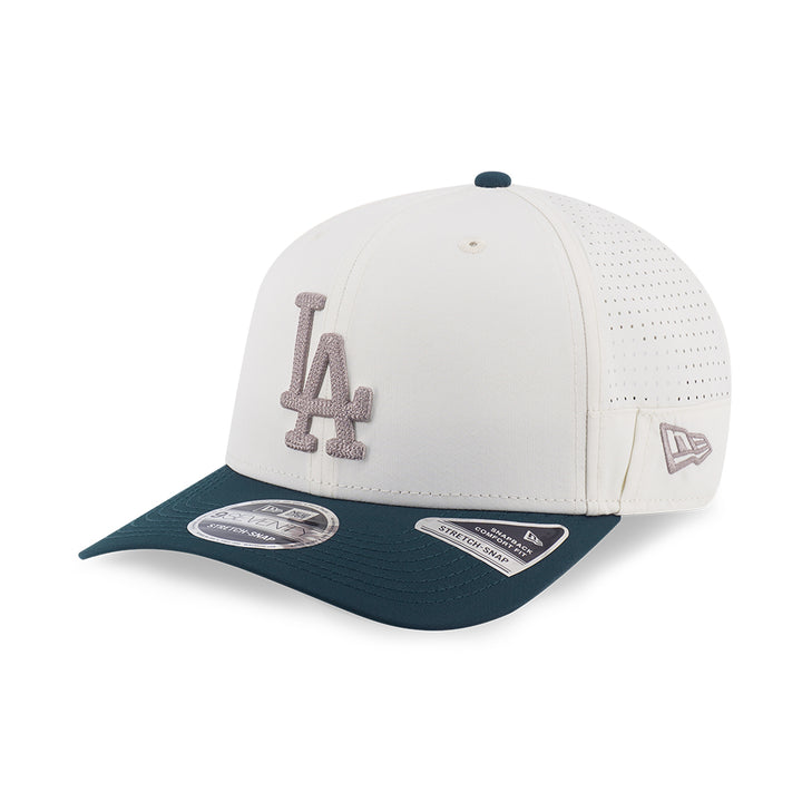 New Era หมวกรุ่น LOS ANGELES DODGERS 9SEVENTY COLLECTION CHROME WHITE AND DARK GREEN 9SEVENTY STRETCH SNAP CAP