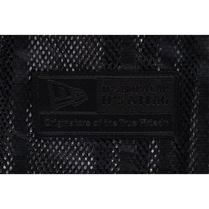 New Era เสื้อครอปรุ่น New Era Street Archived Black Women Crop American Football Jersey