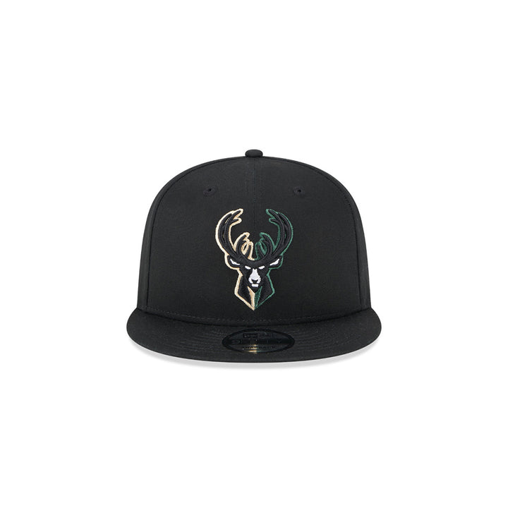 New Era หมวกรุ่น MILWAUKEE BUCKS SPLIT LOGO 9FIFTY BLACK 9FIFTY CAP