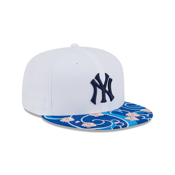 New Era หมวกรุ่น NEW YORK YANKEES SAKURA PACK 2-TONE BRIGHT ROYAL VISOR WHITE 9FIFTY CAP