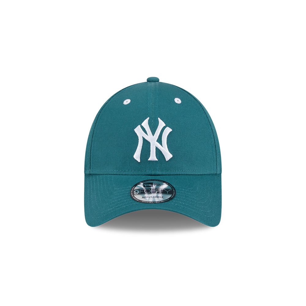 หมวกแก๊ป New Era รุ่น New York Yankees Color Era Pine Needle Green 9Forty Cap