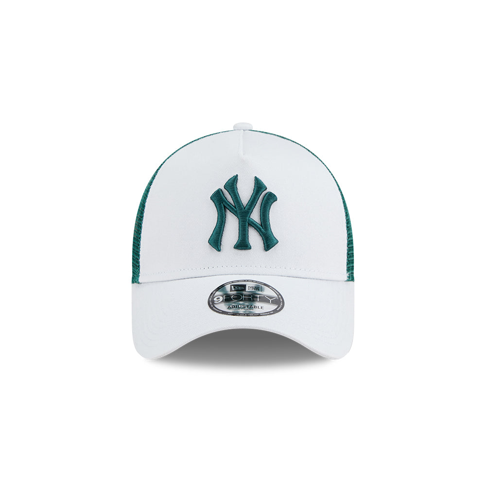 หมวกแก๊ป New Era รุ่น New York Yankees Color Era Silver Snow 9Forty Af Trucker Cap