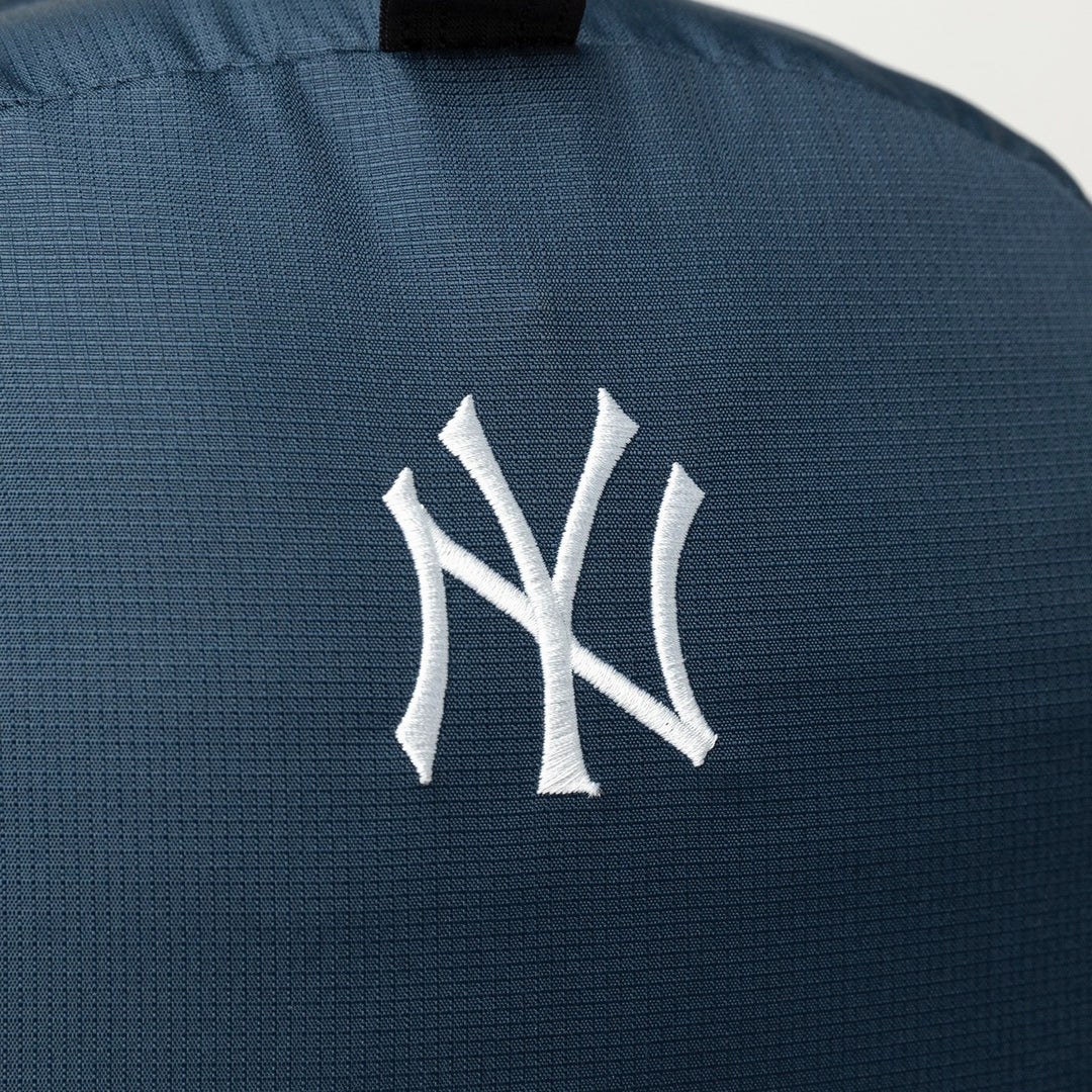 NEW YORK YANKEES LOGO NAVY 27L LIGHT PACK