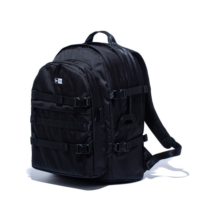 New Era กระเป๋ารุ่น New Era CORE Black 35L Carrier Pack Bag