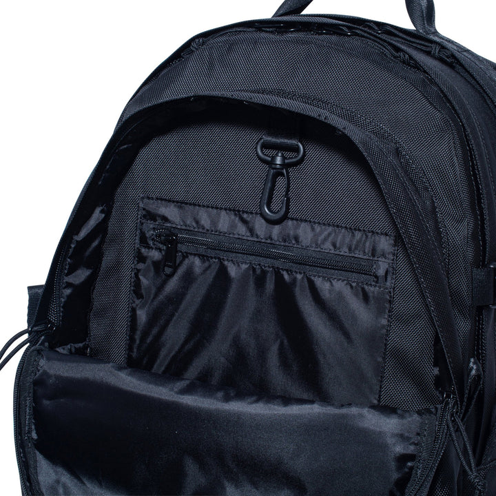 New Era กระเป๋ารุ่น New Era CORE Black 35L Carrier Pack Bag