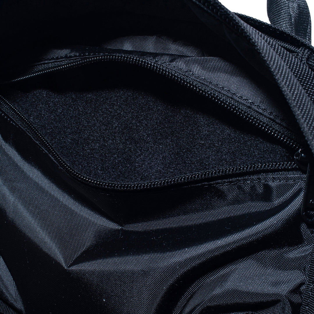 New Era กระเป๋ารุ่น New Era CORE Black 35L Carrier Pack Bag