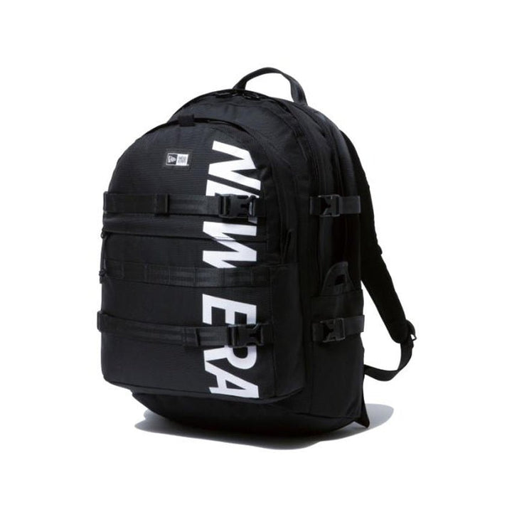 New Era กระเป๋ารุ่น New Era Black 35L Print Carrier Pack