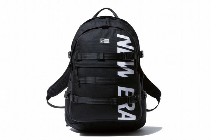 New Era กระเป๋ารุ่น New Era Black 35L Print Carrier Pack