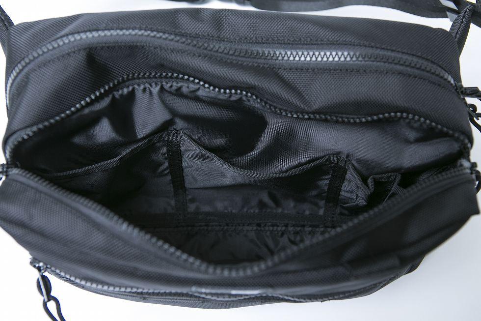 กระเป๋า NEW ERA SQUARE WAIST BAG BLACK