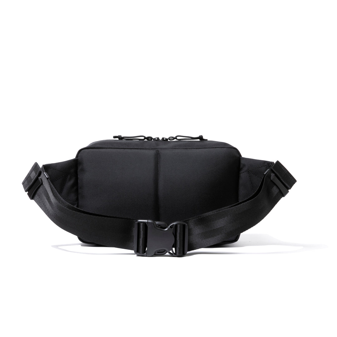 New Era SQUARE WAIST BAG NELOGO BLACK/ WHITE