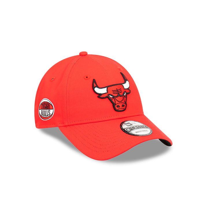 New Era หมวกรุ่น CHICAGO BULLS NBA SIDEBALL FRONT DOOR RED 9FORTY CAP