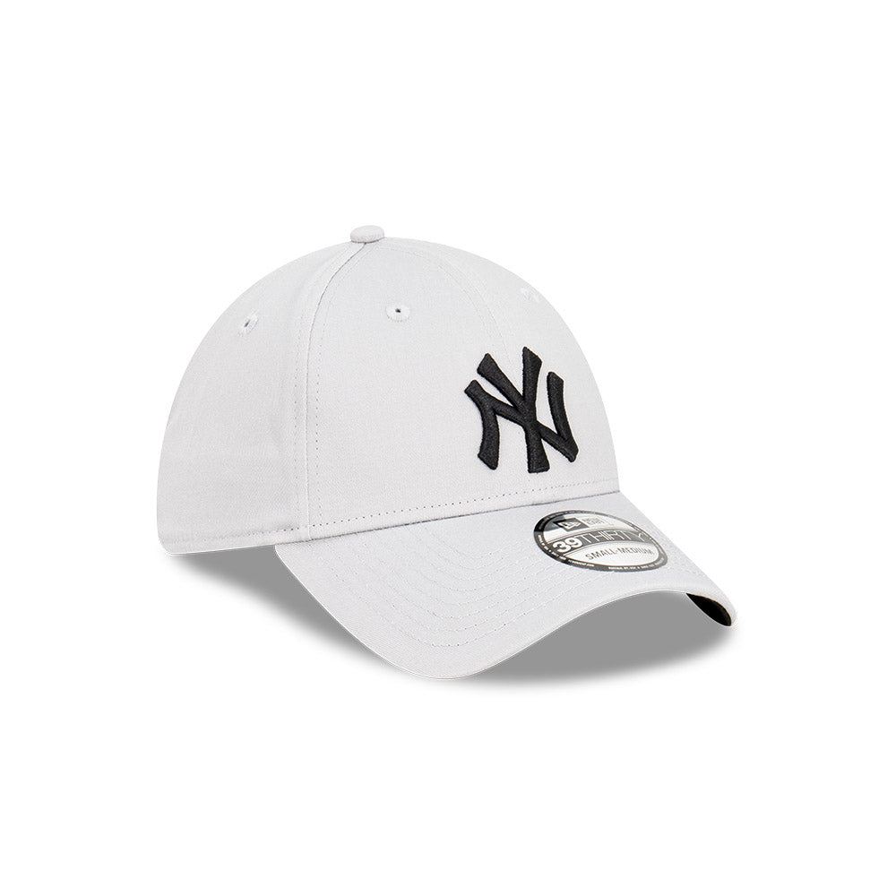 หมวกแก๊ป New Era รุ่น New York Yankees Storm Gray 39Thirty Cap