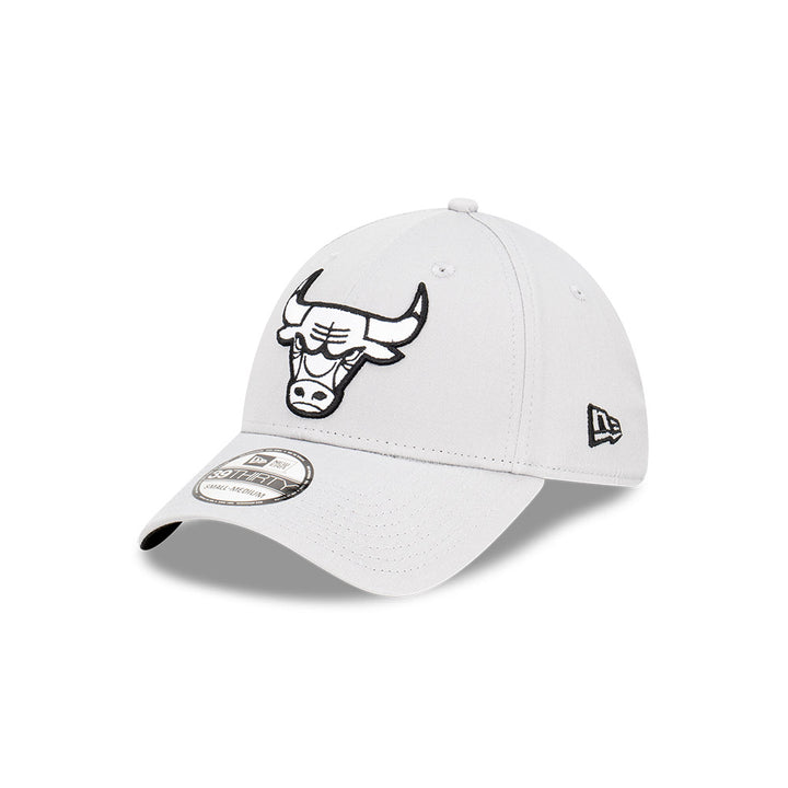 หมวกแก๊ป New Era รุ่น Chicago Bulls Storm Gray 39Thirty Cap