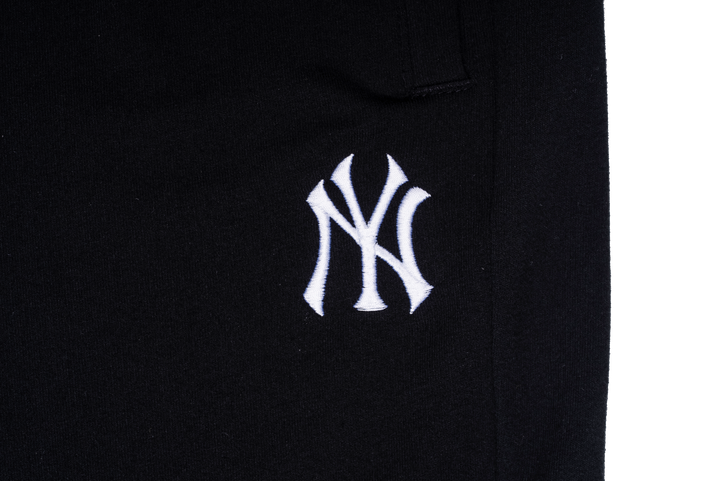 New Era กางเกงขาสั้นรุ่น New York Yankees Mlb Women Black Women Shorts
