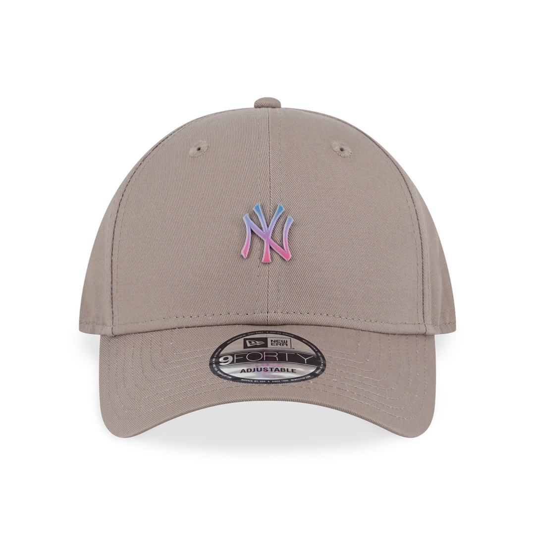 NEW YORK YANKEES MLB GRADIENT METAL PLATE ASH BROWN 9FORTY CAP 14148146