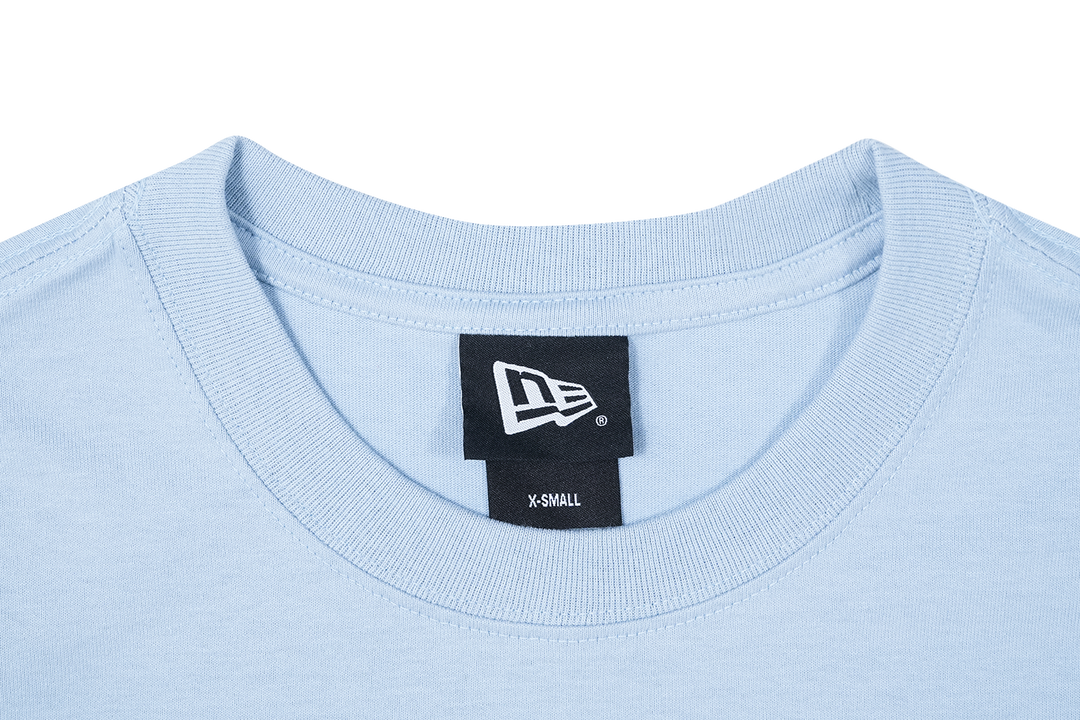 NEW YORK YANKEES COLOR ERA SOFT BLUE WOMEN CROP TEE