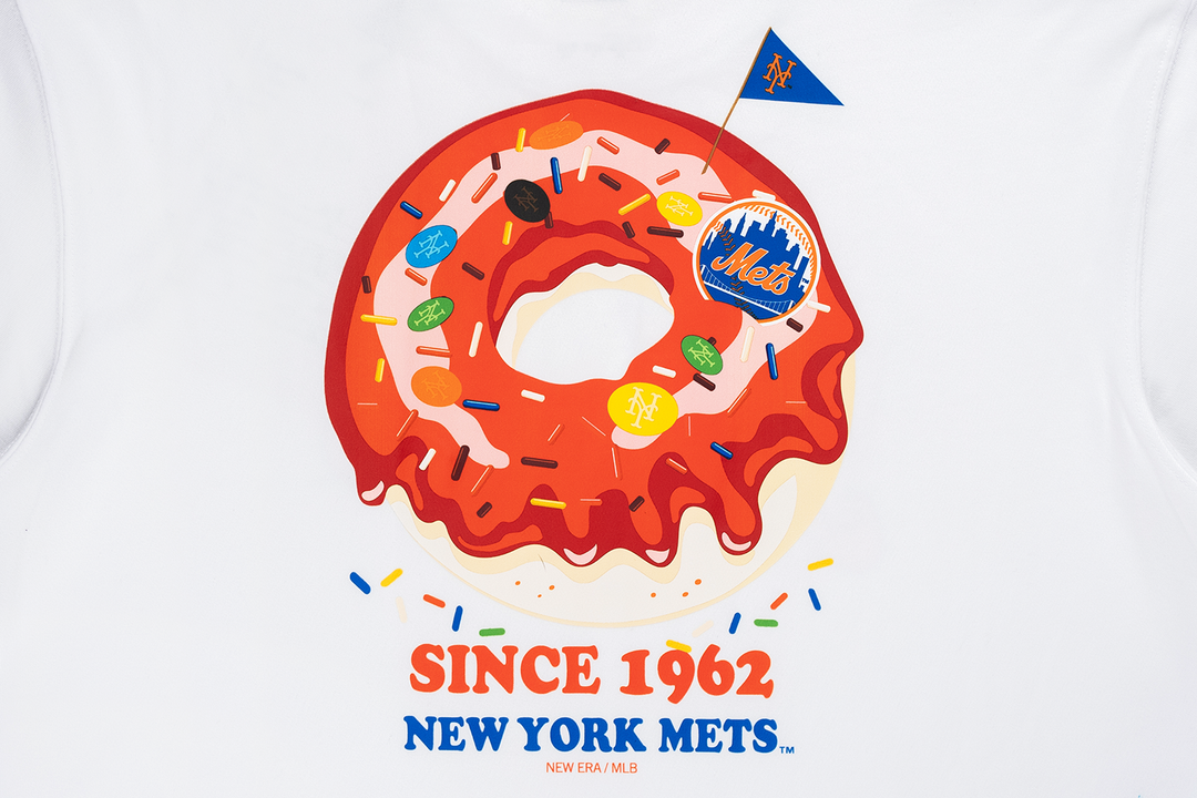 New Era เสื้อยืดแขนสั้นรุ่น New York Metsparty Vibe - Mlb Donut White Regular Short Sleeve T-Shirt