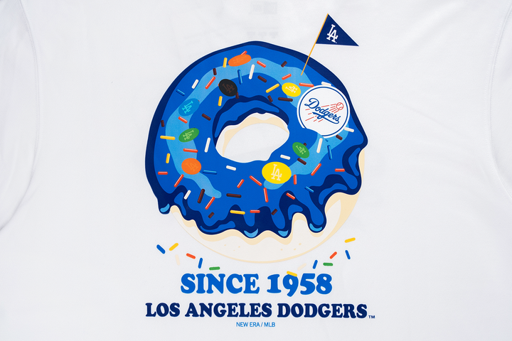 New Era เสื้อยืดแขนสั้นรุ่น Los Angeles Dodgers Party Vibe - Mlb Donut White Regular Short Sleeve T-Shirt