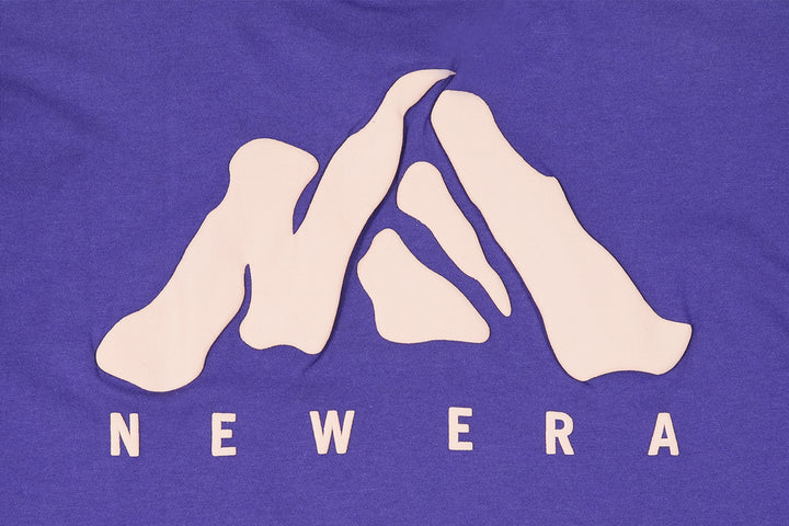 New Era เสื้อยืดแขนสั้นรุ่น New Era Mountain Logo Purple Performance Short Sleeve T-Shirt