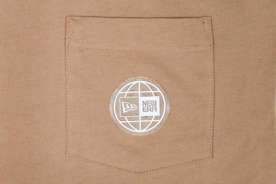 New Era เสื้อยืดแขนสั้นรุ่น New Era Earth Day Khaki Regular Short Sleeve T-Shirt