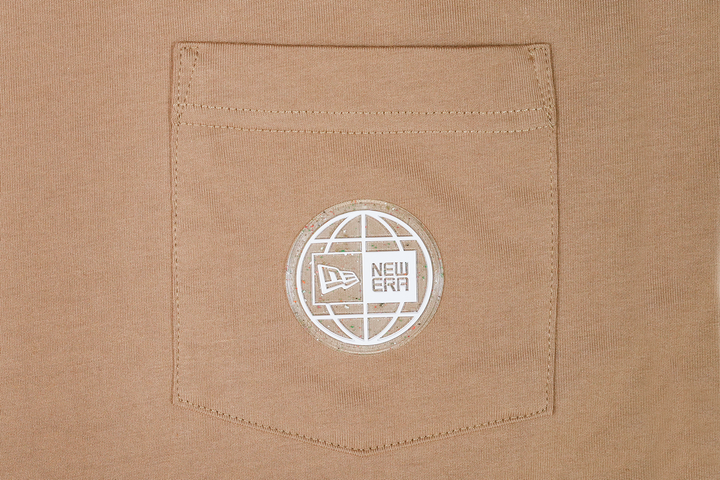 New Era เสื้อยืดแขนสั้นรุ่น New Era Earth Day Khaki Regular Short Sleeve T-Shirt