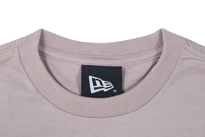 เสื้อยืด NEW ERA BASIC ASH BROWN REGULAR SHORT SLEEVE T-SHIRT